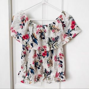 American Eagle Floral Off the Shoulder Top 🌺